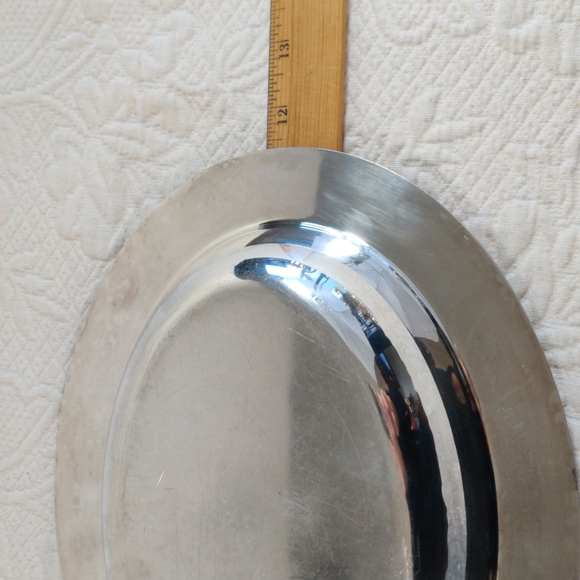 Vintage Oval Scalloped Edge Serving Dish - Picture 9 of 11